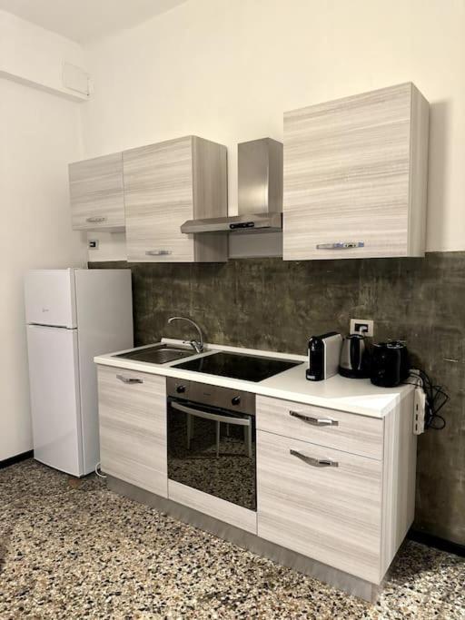 Ridi Che Ti Passa In Vico Del Fieno Διαμέρισμα Γένοβα Εξωτερικό φωτογραφία